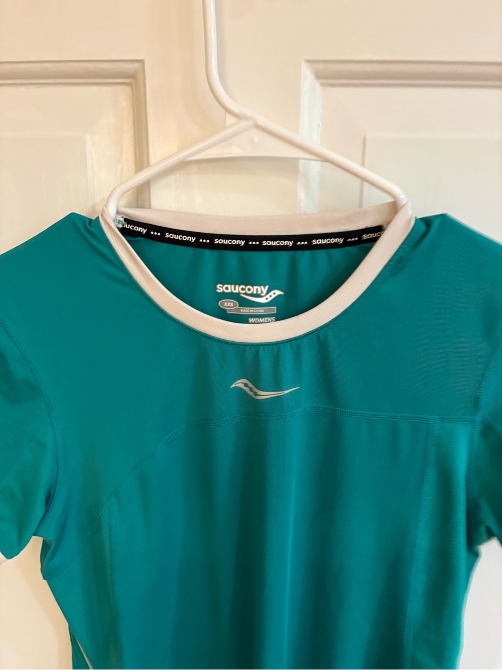 Saucony Women's Teal Short-Sleeve Athletic Tee with White Trim XXS